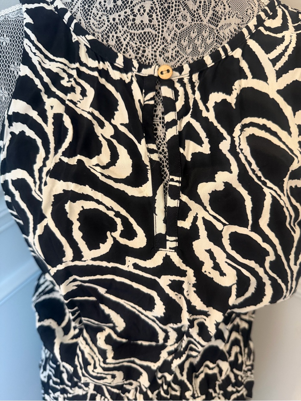 Loft Women’s Black Print Sleeveless Jumpsuit Size M - Picture 3 of 6